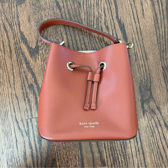 Kate Spade New York Eva Bucket Crossbody Cognac - Picture 1 of 7